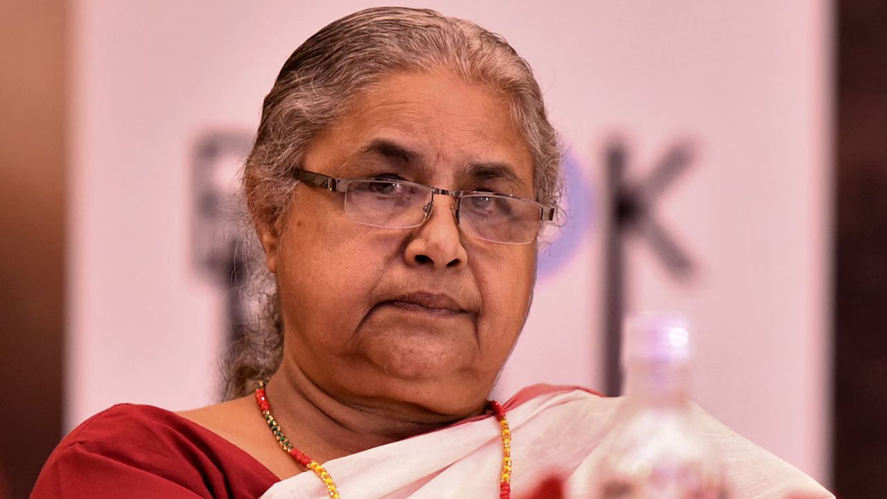 নতুন প্রধানমন্ত্রী দায়িত্ব নেওয়ার পর থেকে স্বাভাবিক হচ্ছে নেপালের পরিস্থিতি